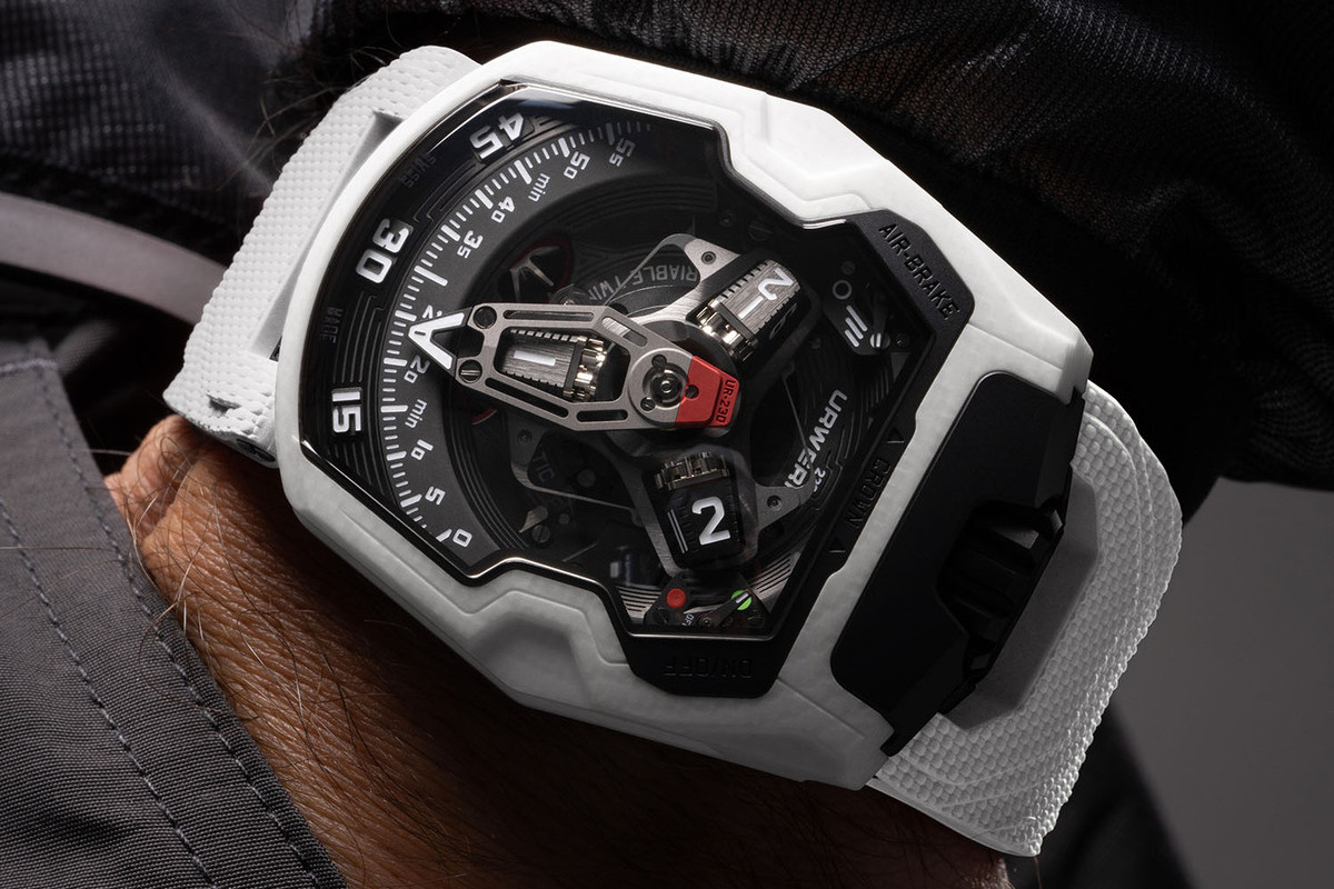 Urwerk-UR-230-Polaris-2.jpg